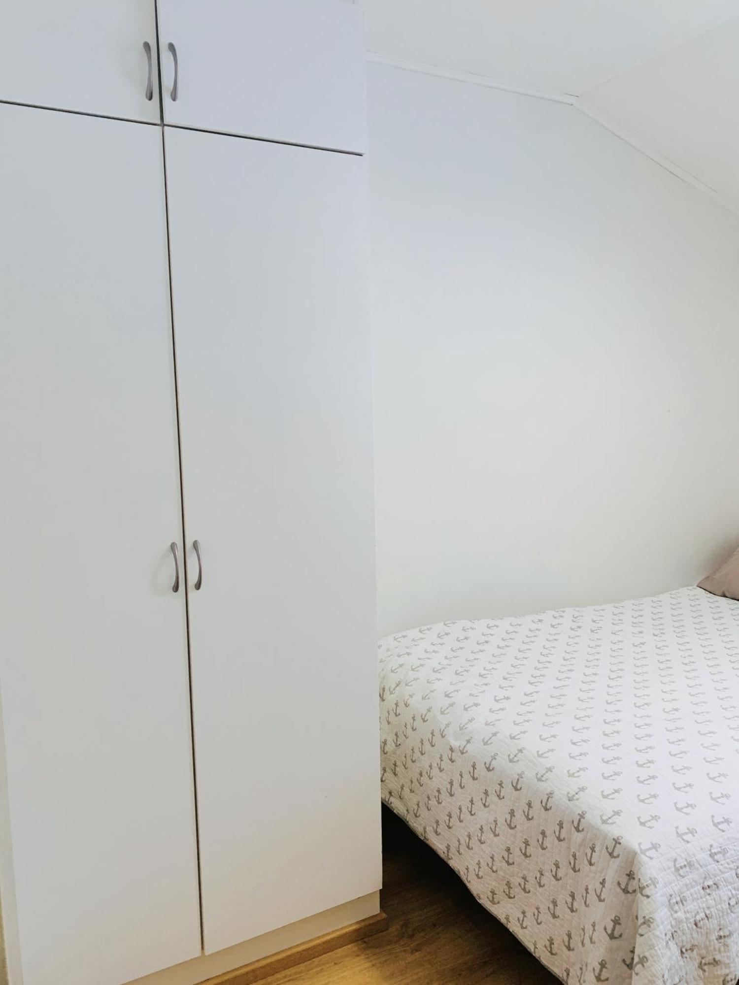 Private Rooms Near Metro, Free Parking,Direct Bus From Airport Helsinki Exterior foto
